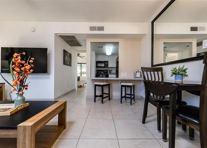 Apartment 103 Fully Furnished 1br Suite-prime Location Scottsdale