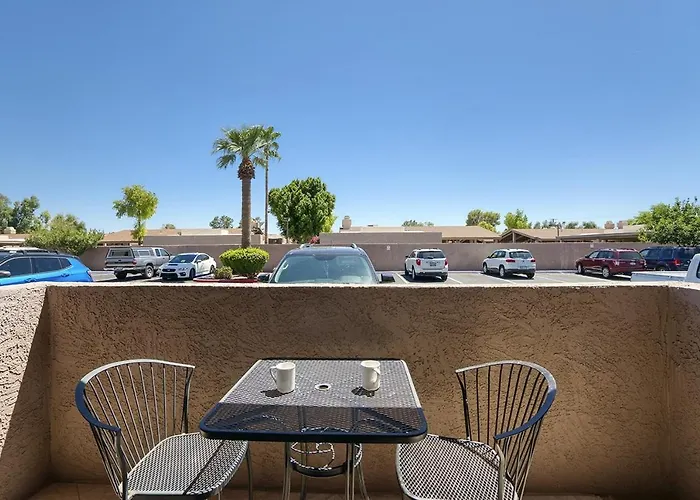 Apartment 103 Fully Furnished 1br Suite-prime Location